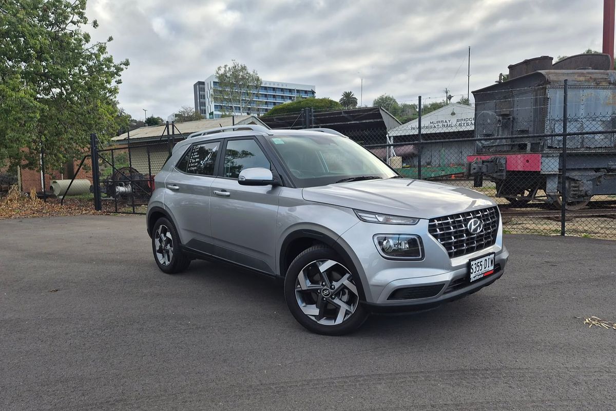 2023 Hyundai Venue Elite QX.V5