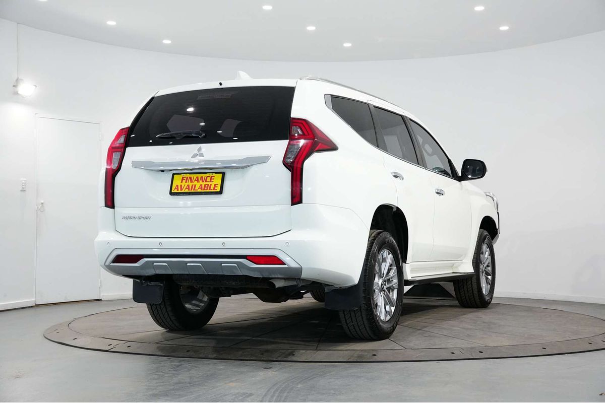 2022 Mitsubishi Pajero Sport GLX QF
