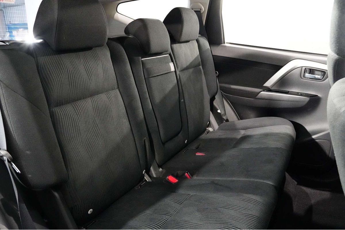 2022 Mitsubishi Pajero Sport GLX QF