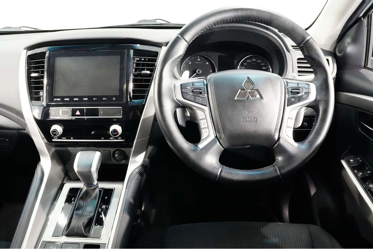 2022 Mitsubishi Pajero Sport GLX QF