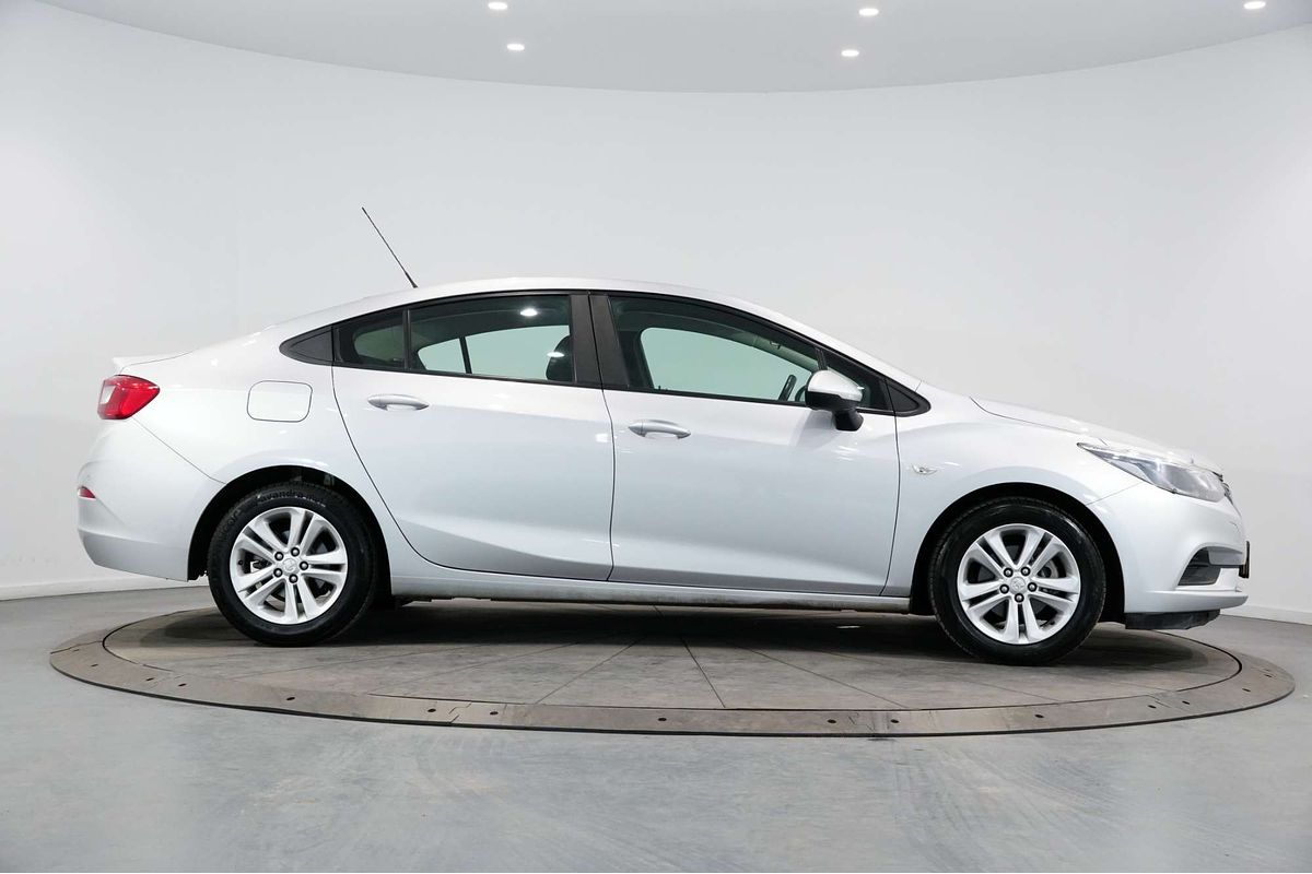 2017 Holden Astra LS+ BL