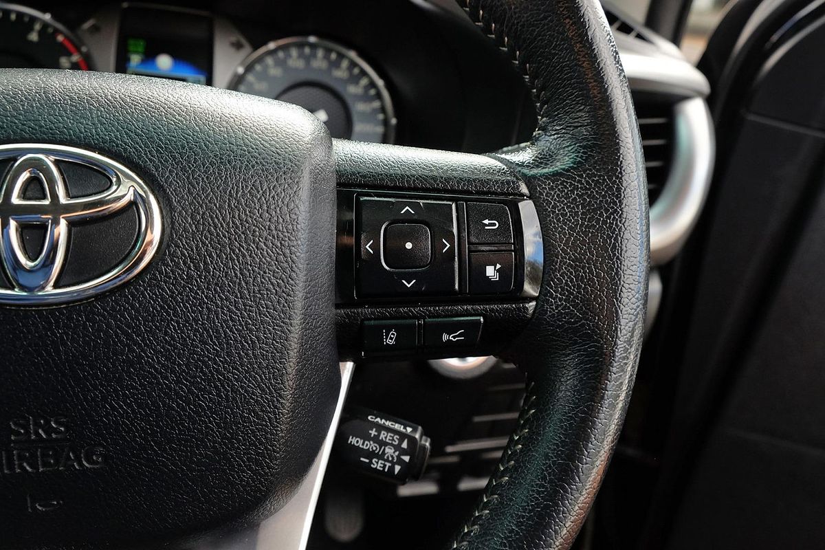 2020 Toyota Hilux SR5 GUN126R 4X4