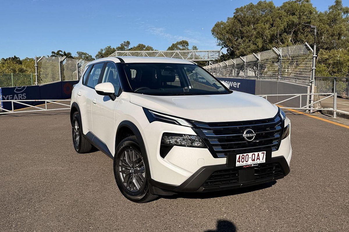 2025 Nissan X-TRAIL ST T33