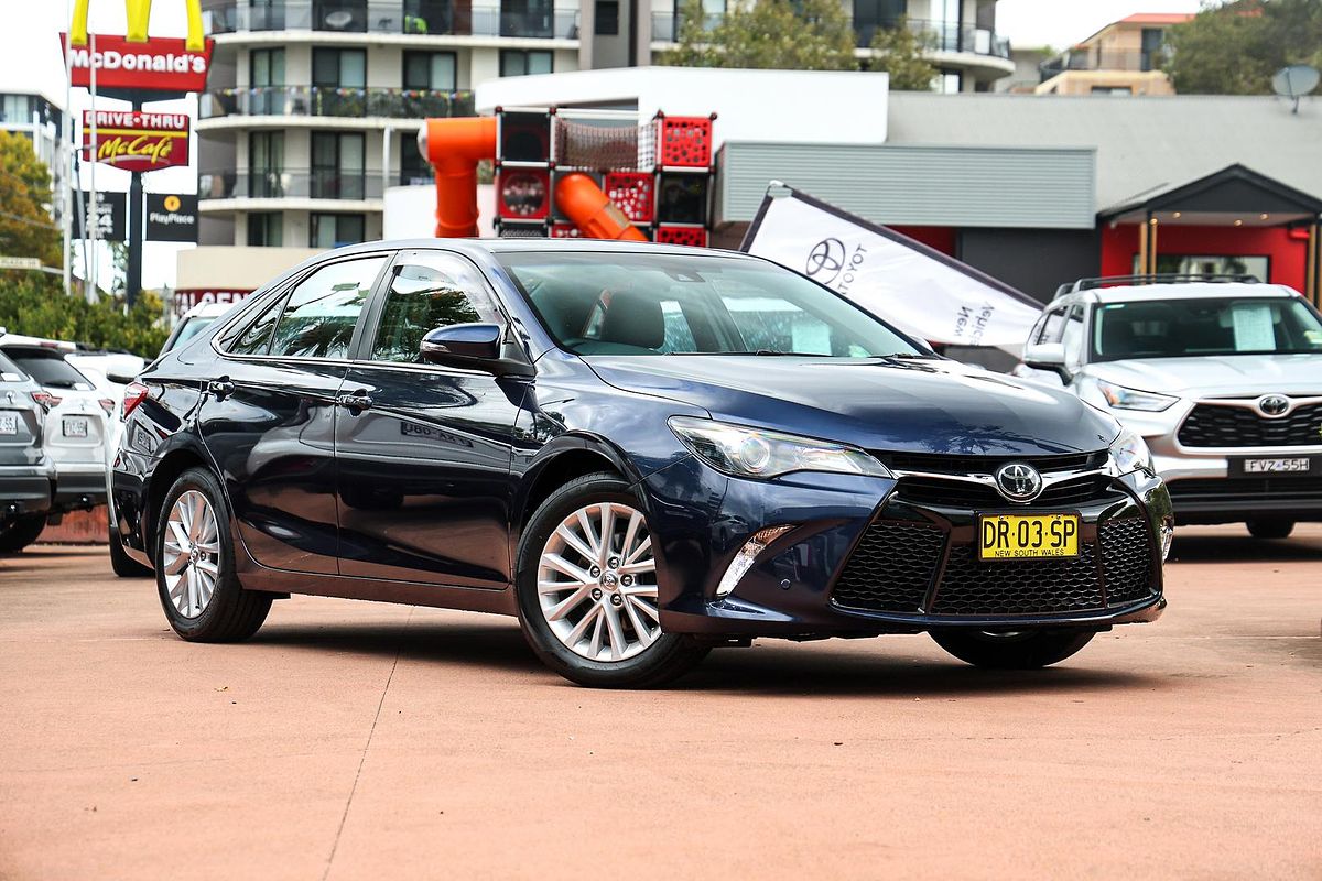 2017 Toyota Camry Atara SL ASV50R