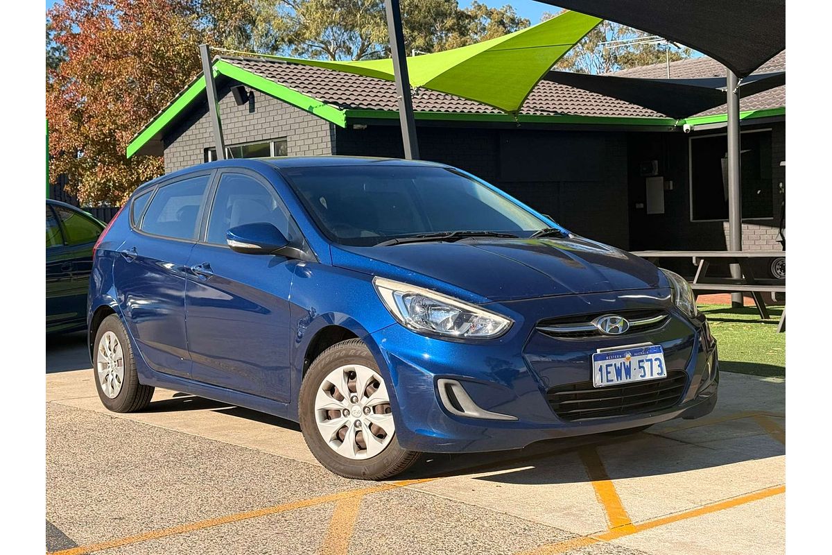 2015 Hyundai Accent Active RB3