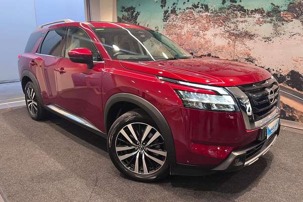 2023 Nissan Pathfinder Ti-L R53