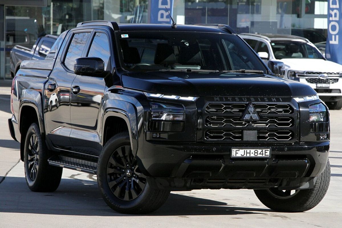 2024 Mitsubishi Triton GSR MV 4X4