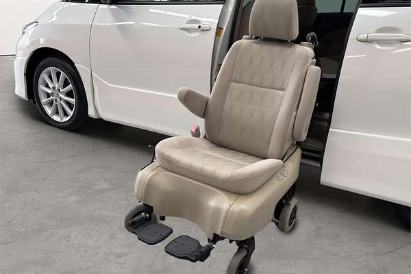 2010 Toyota Estima Aeras
