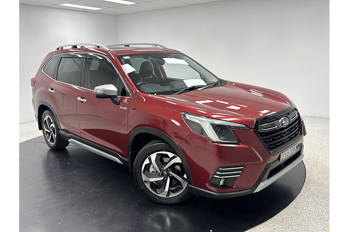 2022 Subaru Forester Hybrid S S5