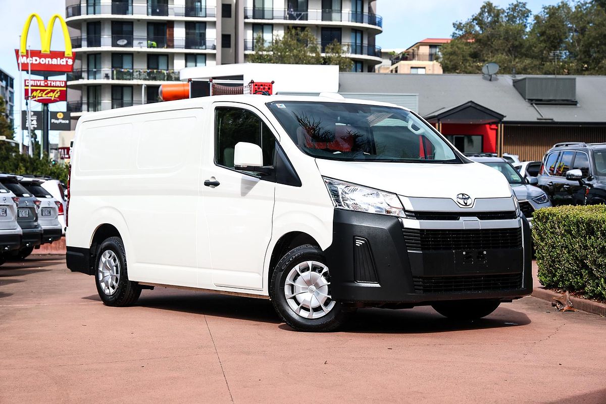 2024 Toyota Hiace GDH300R LWB