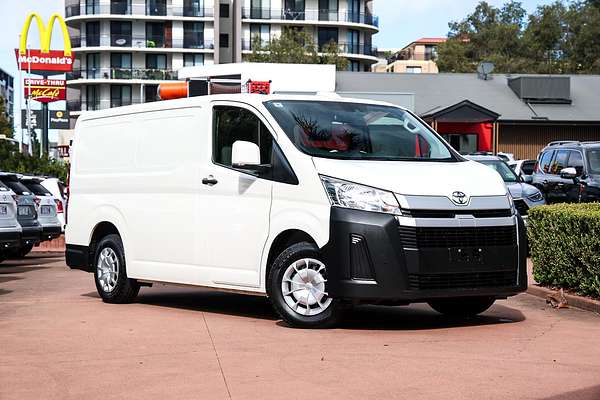 2024 Toyota Hiace GDH300R LWB