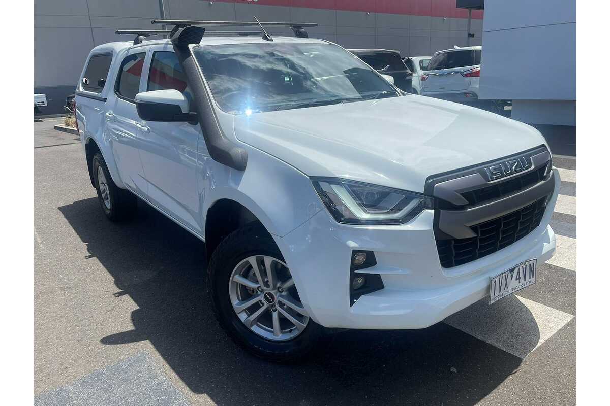 2022 Isuzu D-MAX LS-M