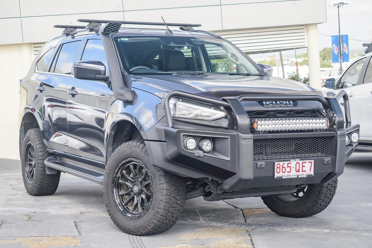 2024 Isuzu MU-X LS-T