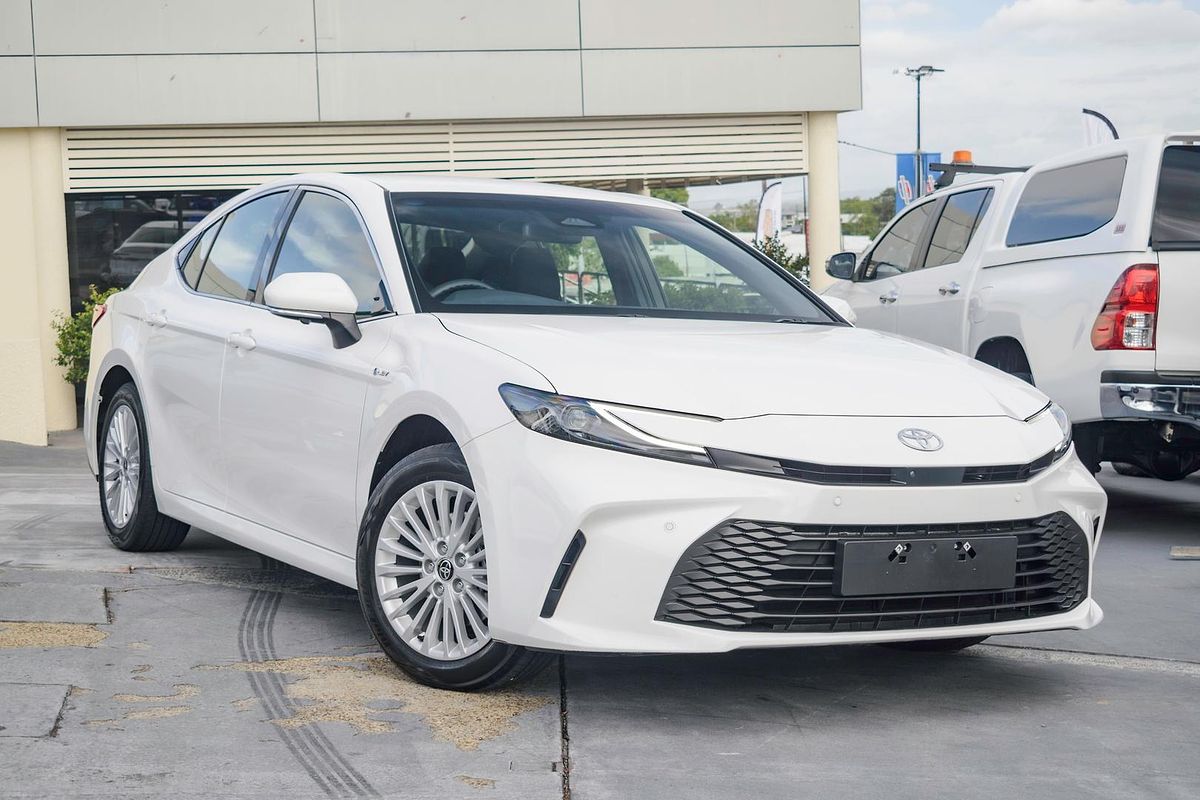 2025 Toyota Camry Ascent AXVH80R