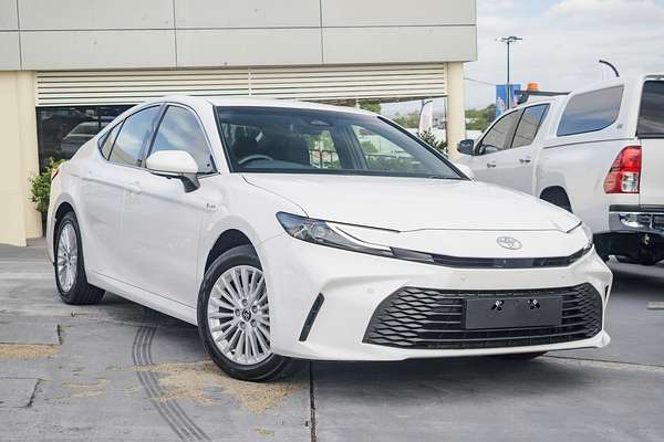 2025 Toyota Camry Ascent AXVH80R