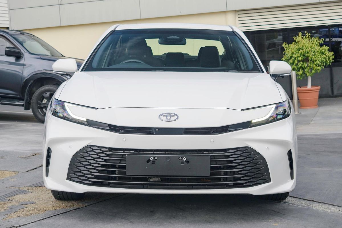 2025 Toyota Camry Ascent AXVH80R