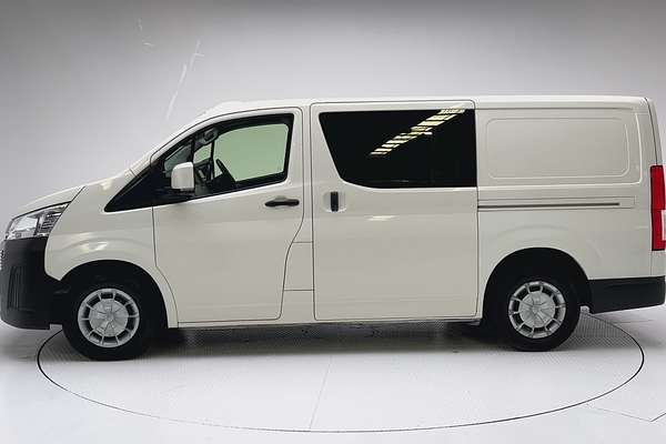 2023 Toyota Hiace GDH300R LWB thumb-4