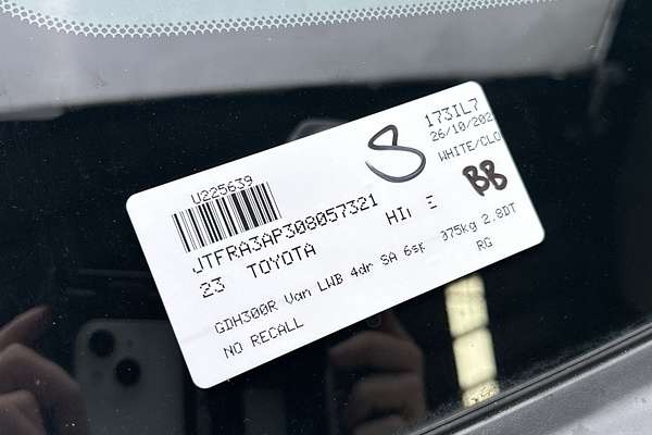 2023 Toyota Hiace GDH300R LWB thumb-22