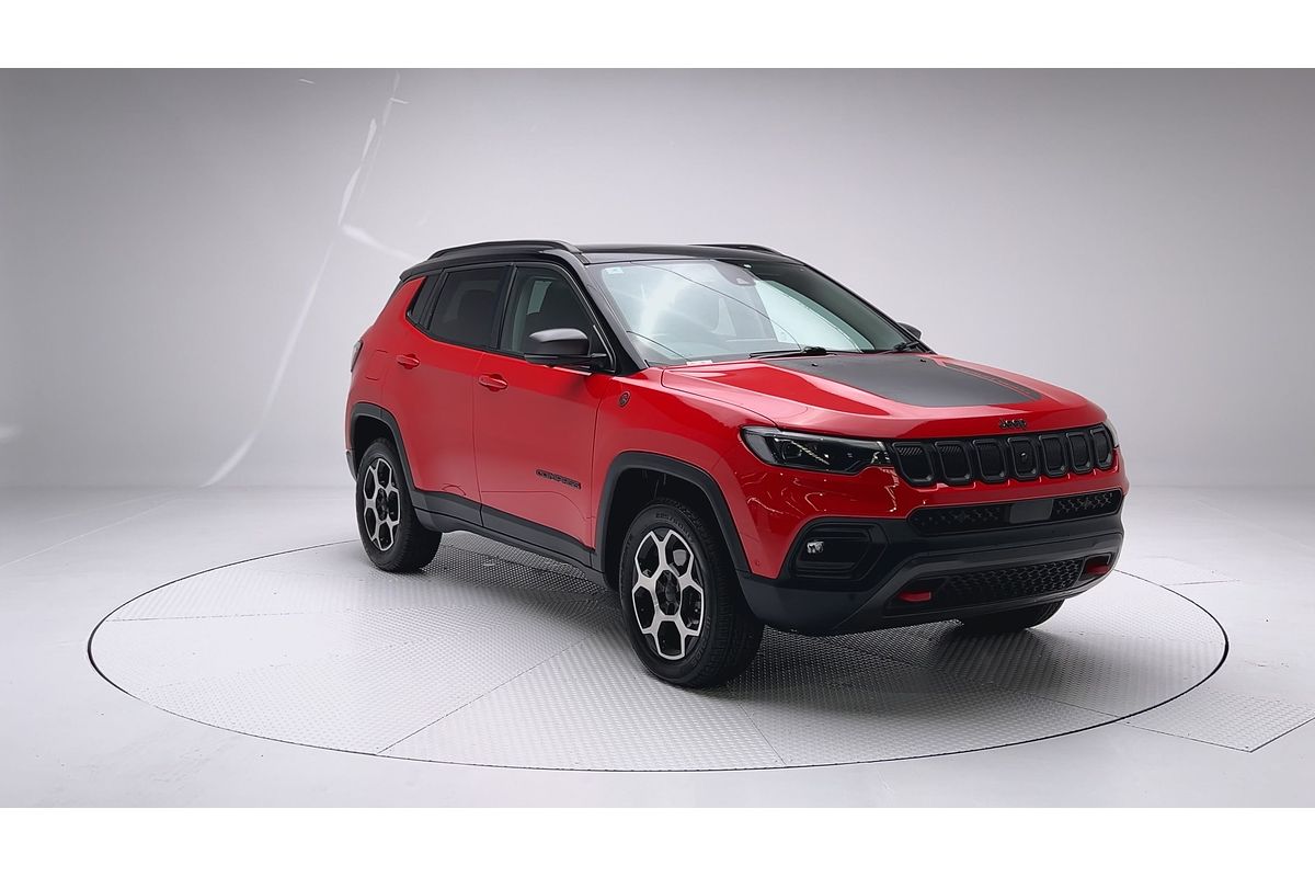 2022 Jeep Compass Trailhawk M6