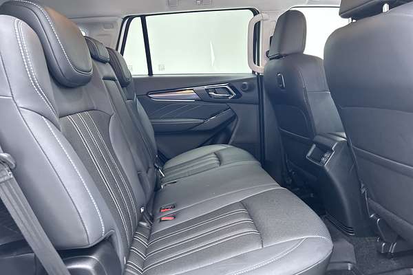 2023 Isuzu MU-X LS-T thumb-11