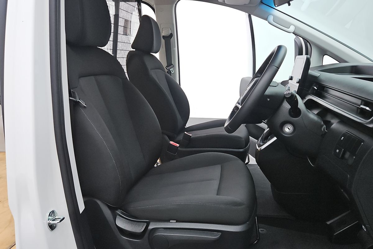 2024 Hyundai STARIA LOAD US4.V3
