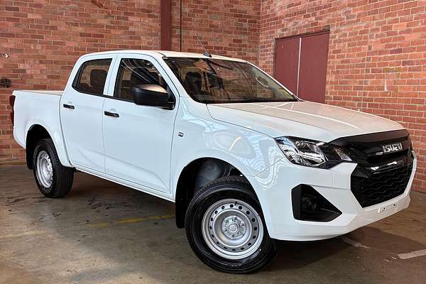 2026 Isuzu D-MAX SX High Ride Rear Wheel Drive