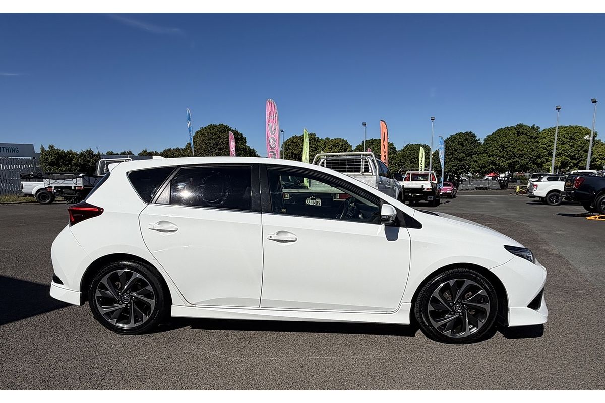 2017 Toyota Corolla ZR ZRE182R