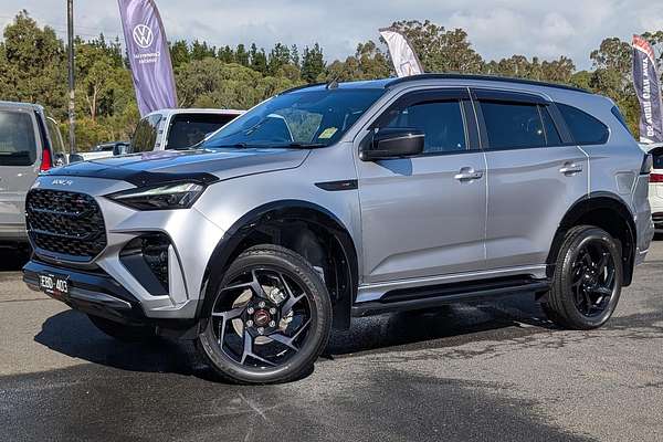 2025 Isuzu MU-X X-TERRAIN