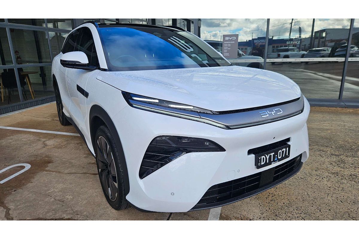 2025 BYD SEALION 8 Premium AWD