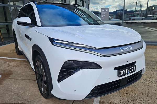 2025 BYD SEALION 8 Premium AWD