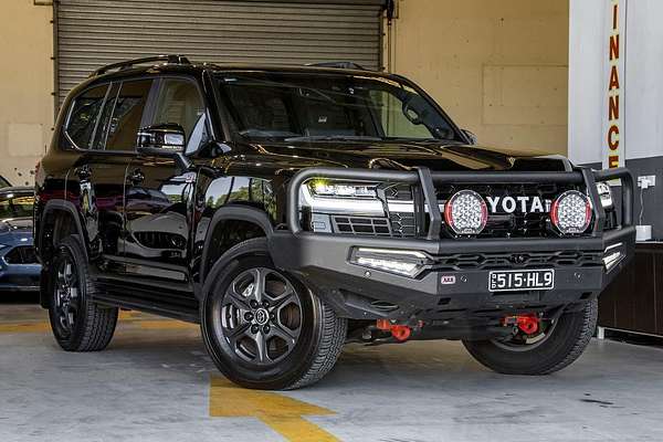2023 Toyota Landcruiser GR Sport FJA300R