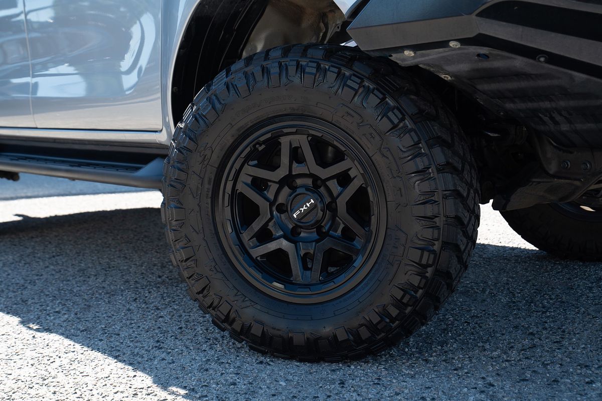 2019 Toyota Hilux SR GUN126R 4X4