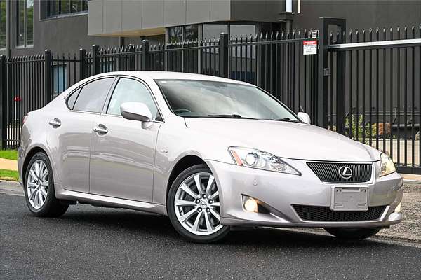 2008 Lexus IS IS350 Version L GSE21