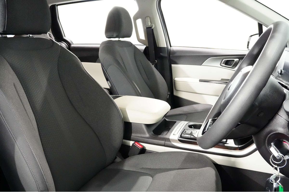 2021 Kia Carnival S KA4