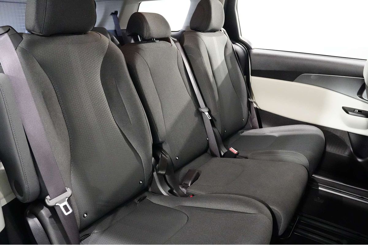 2021 Kia Carnival S KA4