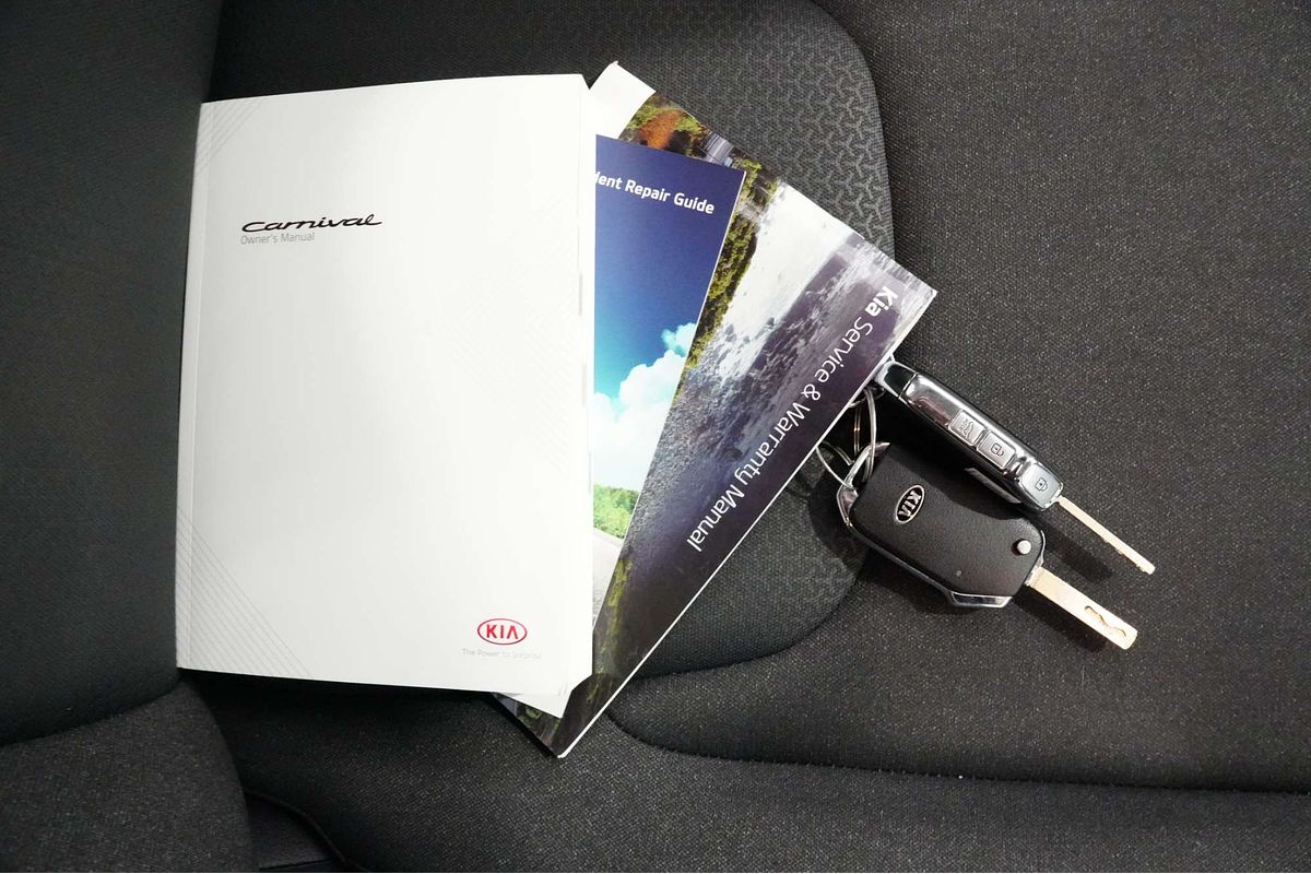 2021 Kia Carnival S KA4