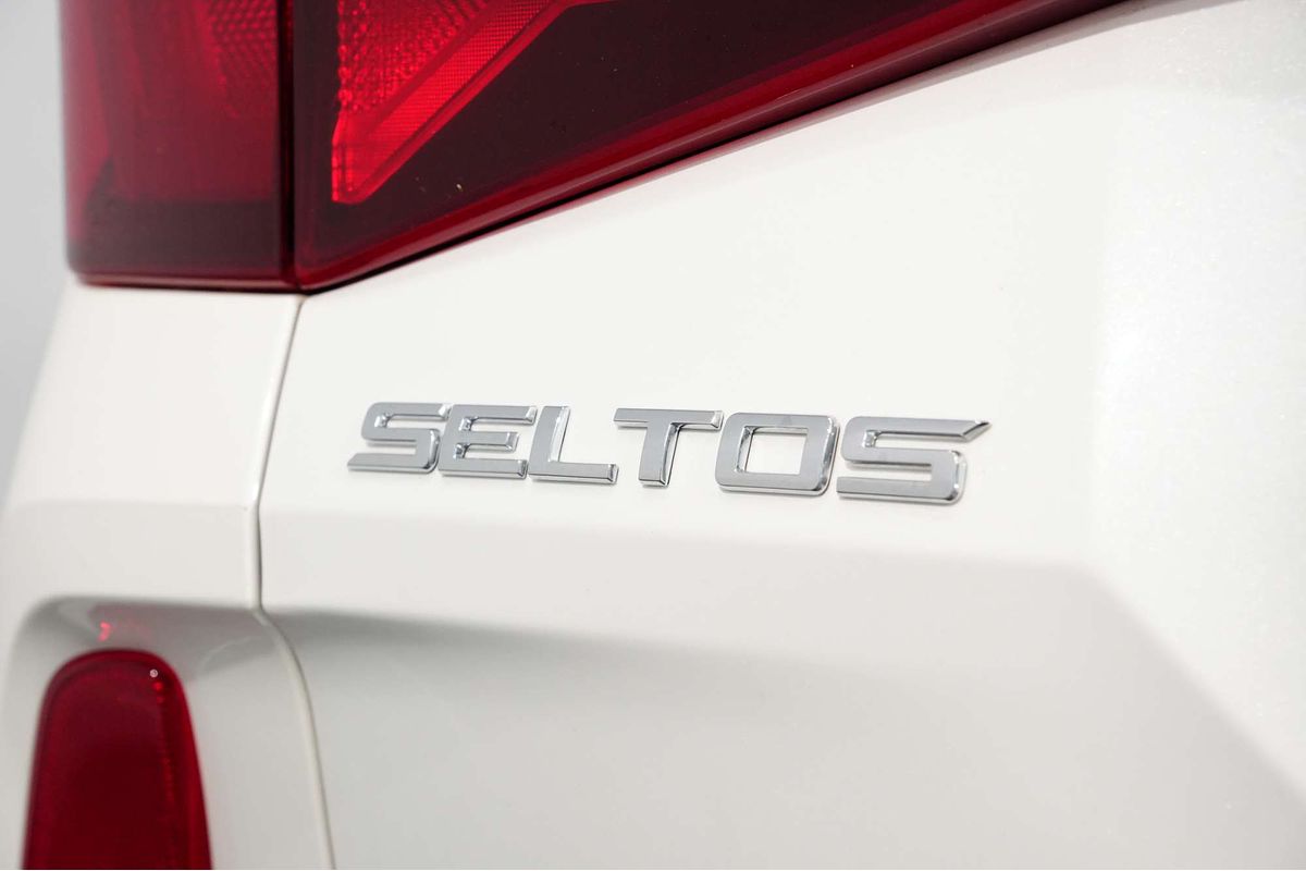 2020 Kia Seltos S SP2