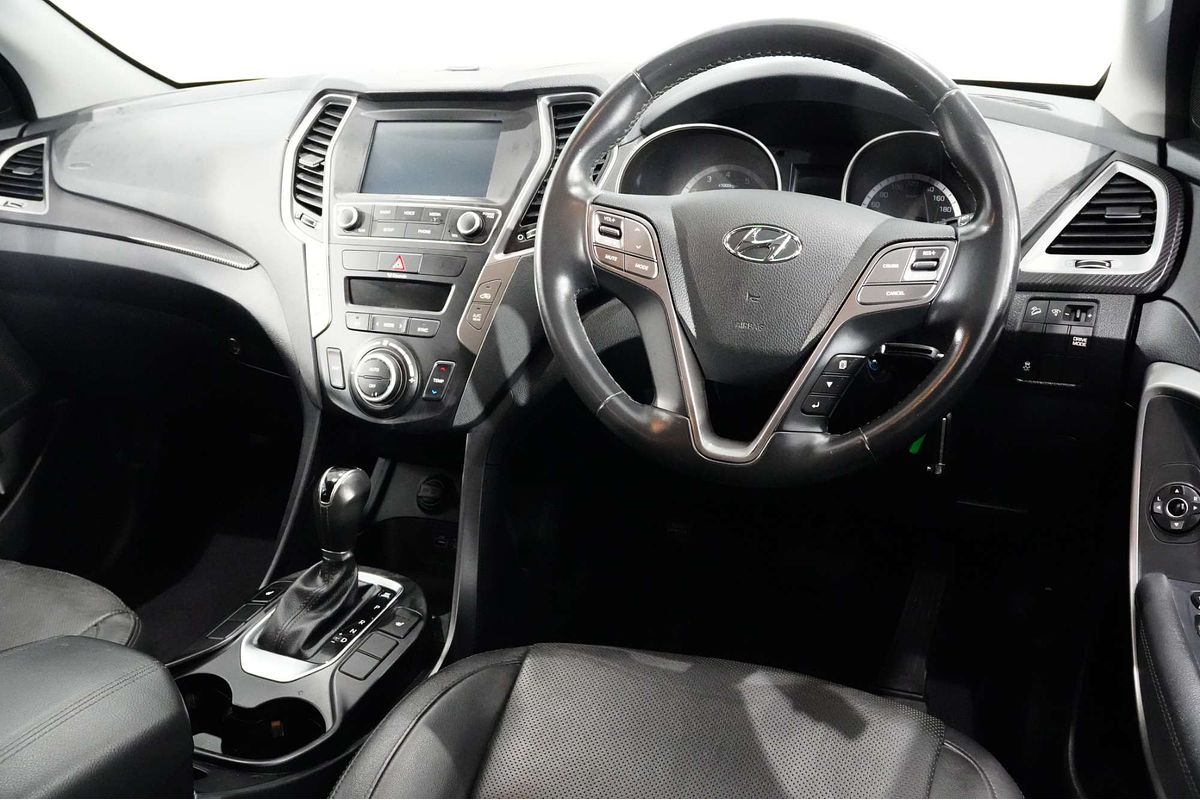 2017 Hyundai Santa Fe Active X DM3 Series II