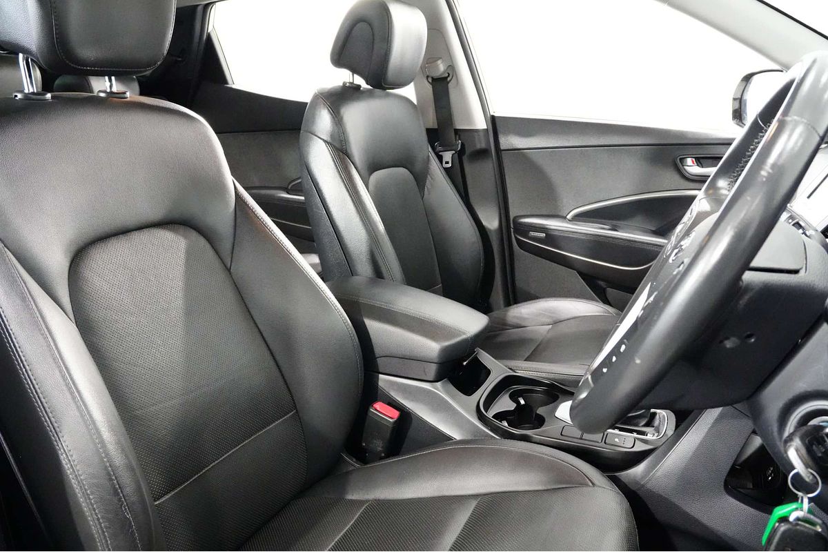 2017 Hyundai Santa Fe Active X DM3 Series II