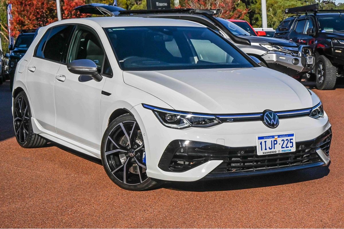 2024 Volkswagen Golf R 8