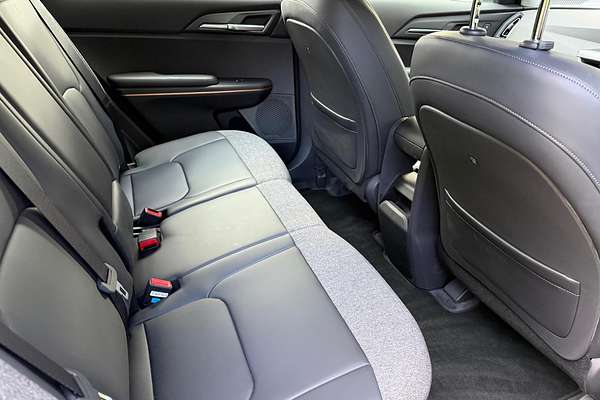 2024 Kia EV5 Air Standard Range OVc thumb-16