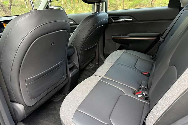 2024 Kia EV5 Air Standard Range OVc thumb-20