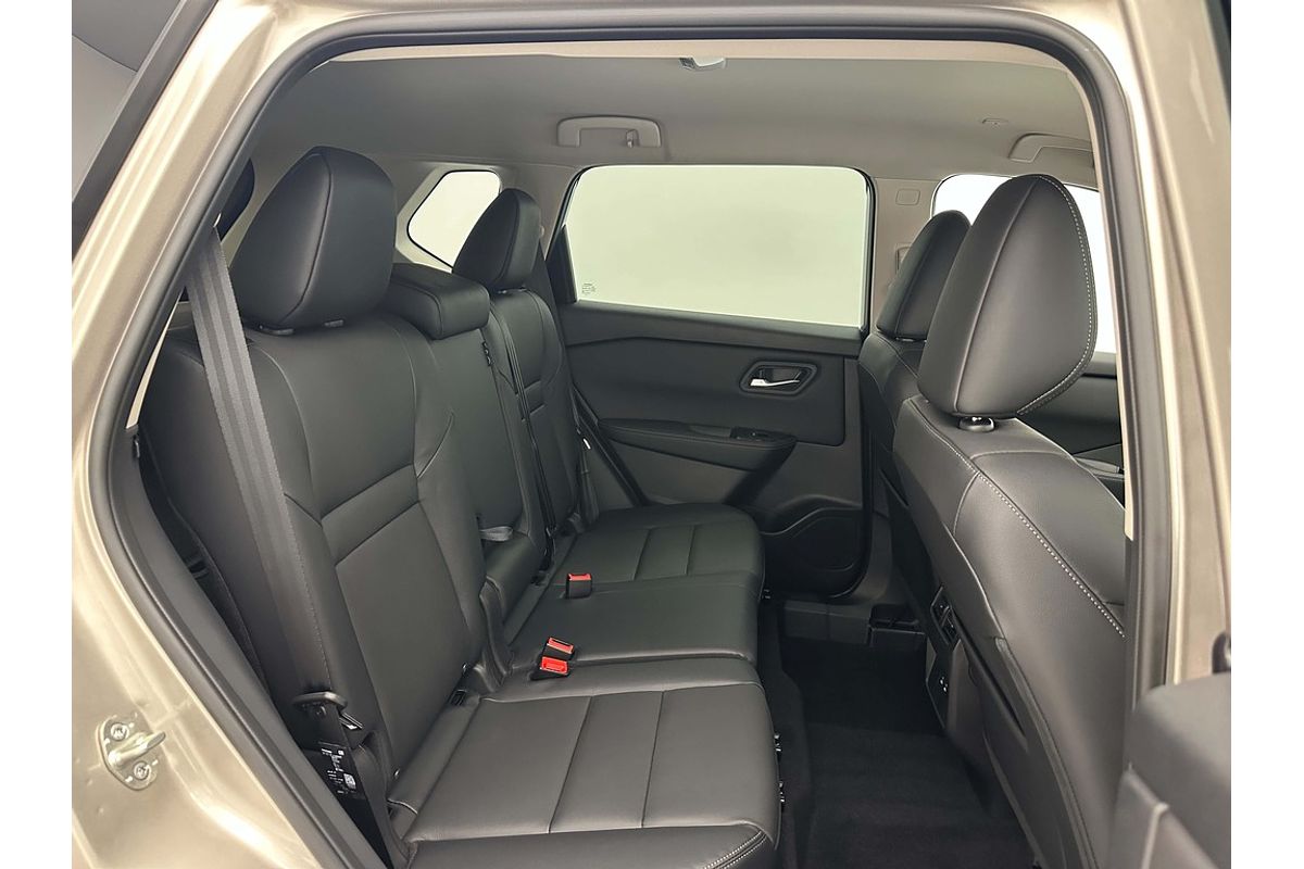 Nissan X-TRAIL 4WD ST-L e-POWER MY26
