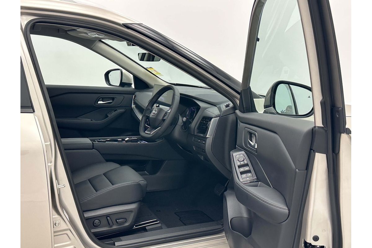 Nissan X-TRAIL 4WD ST-L e-POWER MY26