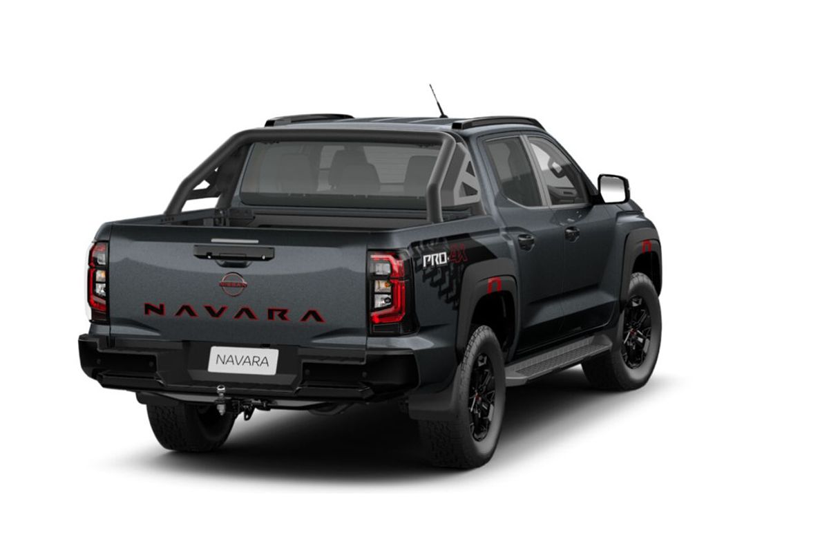 Nissan NAVARA 4X4 2.4 DSL AUTO DC P4X