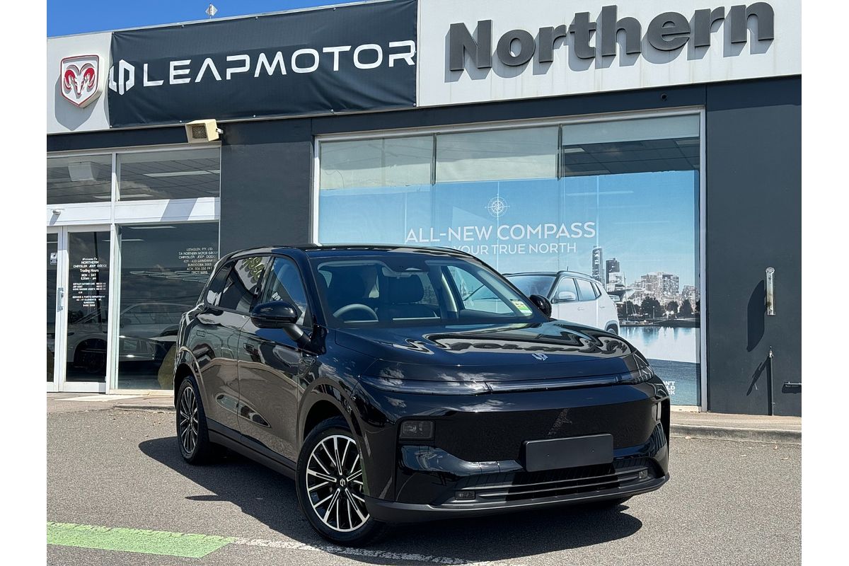 2026 Leapmotor B10 Design LR A12