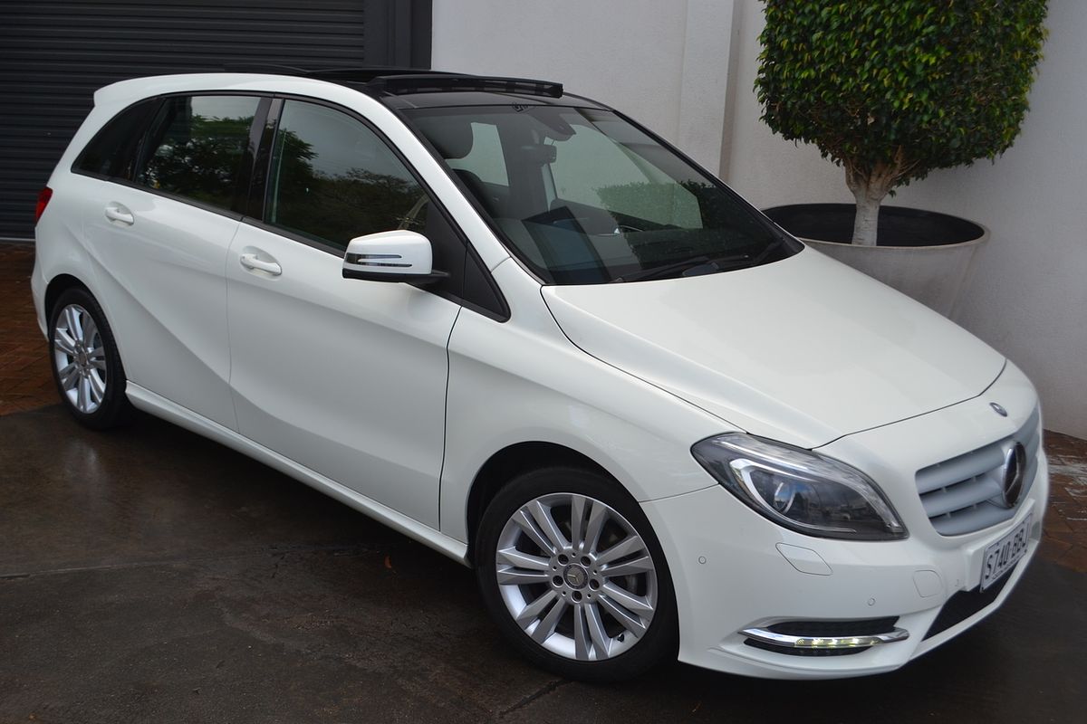 2014 Mercedes-Benz B-Class B180 W246