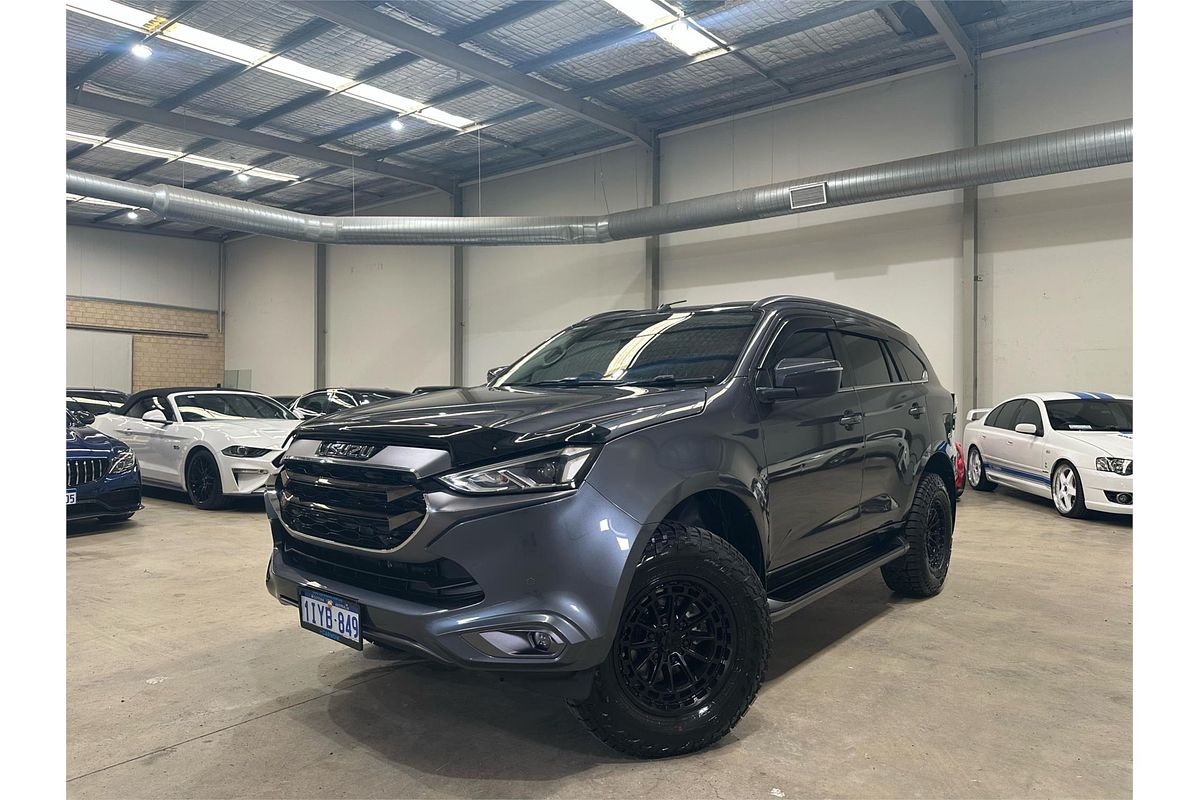 2024 Isuzu MU-X LS-T MY24