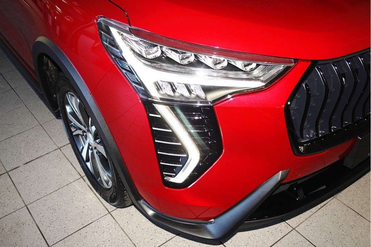 Jolion Facelift Luxury Petrol Auto 4x2