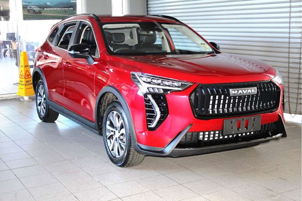 Jolion Facelift Luxury Petrol Auto 4x2